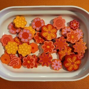 36 flower butterfly wood beads NEW w/gift box Summer Activity Birthday Party J